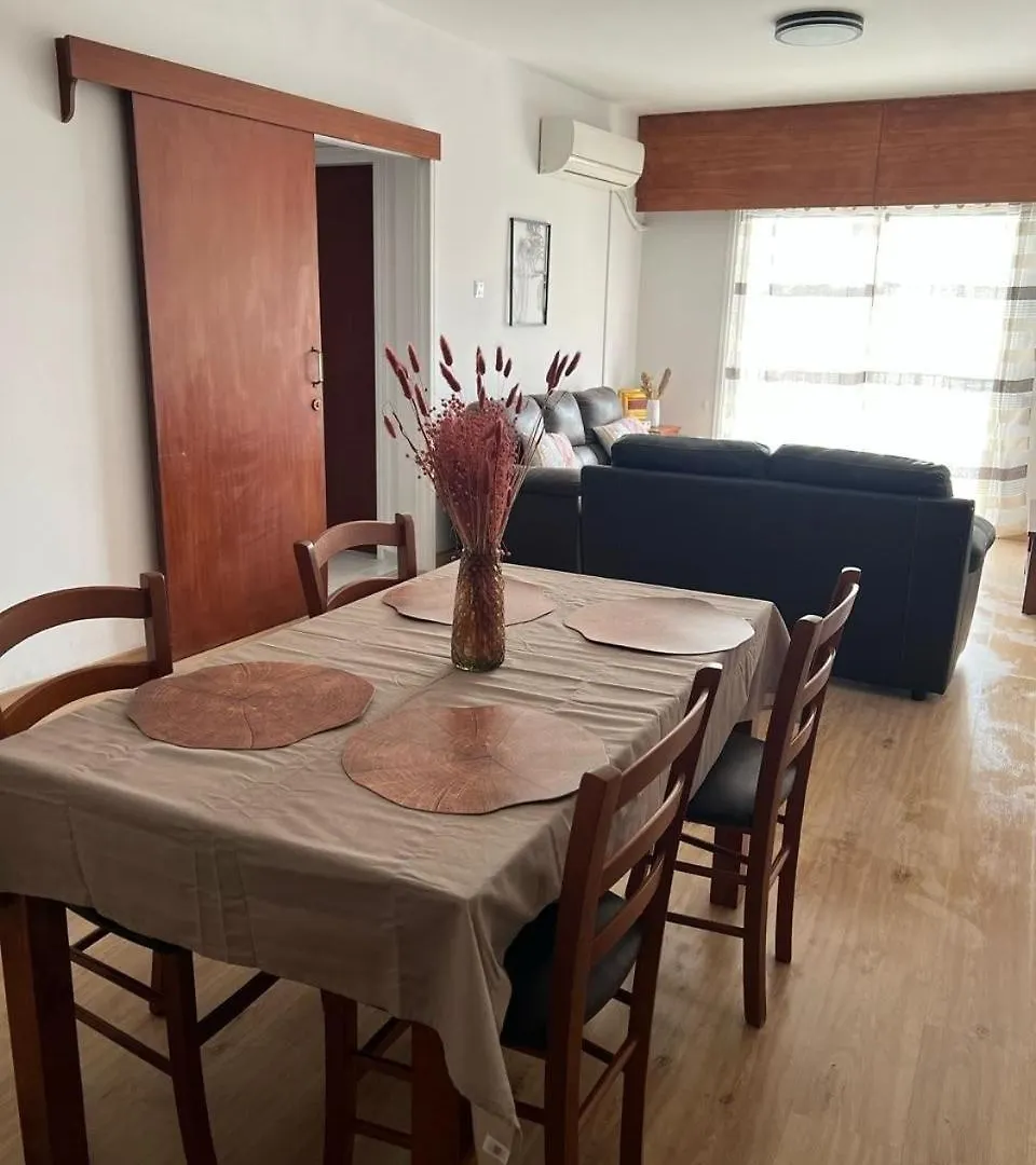 2 Bedrooms Larnaca Finikoudes